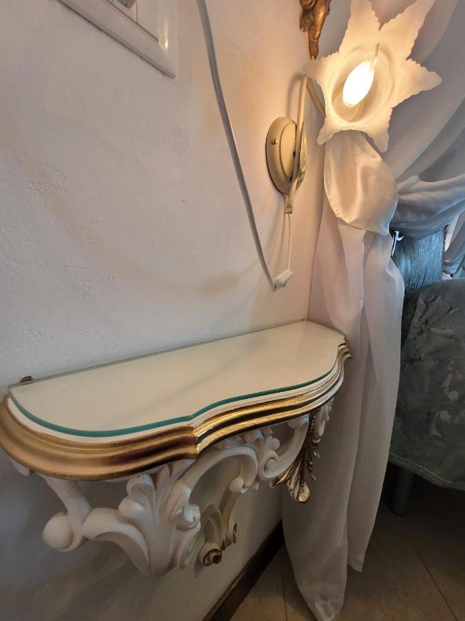 Ca Isabella Bed & Breakfast Venesia Bagian luar foto