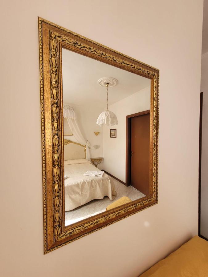 Ca Isabella Bed & Breakfast Venesia Bagian luar foto